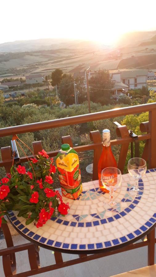La Casa Di Bia Bed and Breakfast Corleone Eksteriør billede