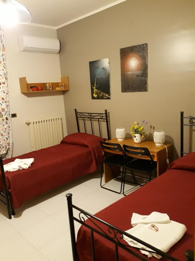 La Casa Di Bia Bed and Breakfast Corleone Eksteriør billede